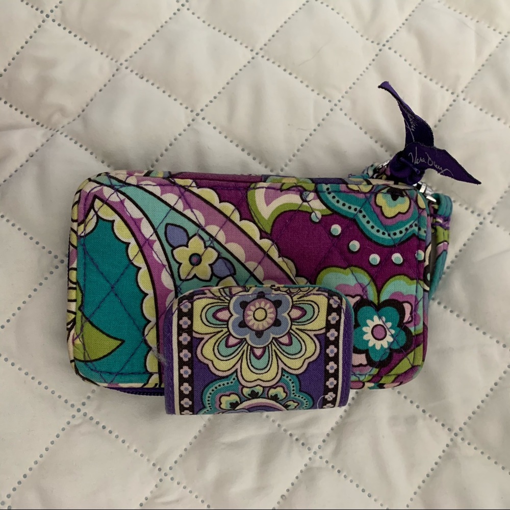 Vera bradley wristlet